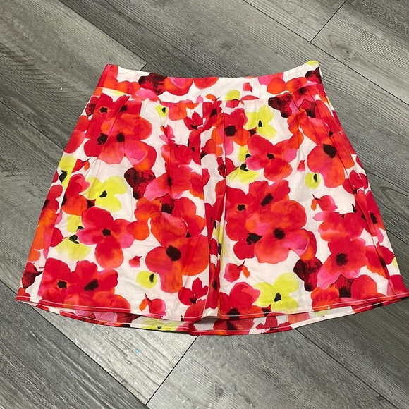 LOFT Dresses & Skirts - Loft, Skirt, Floral,‎ Size 6, Y2K, 90s